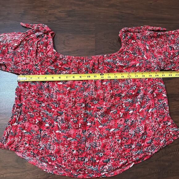 Billabong red floral off-the-shoulder top size L - Picture 8 of 9